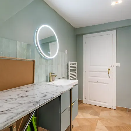 - Marais & Bastille Apartament *