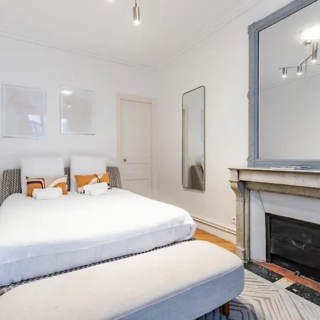 - Marais & Bastille Apartament *