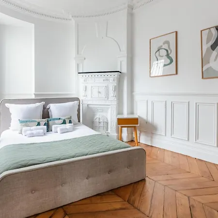 - Marais & Bastille Paryż