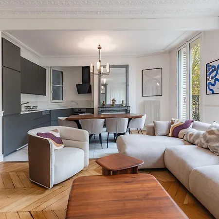 - Marais & Bastille Apartament *