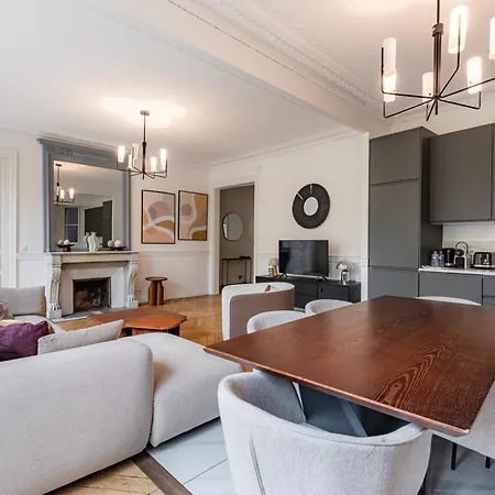 - Marais & Bastille Apartament Paryż