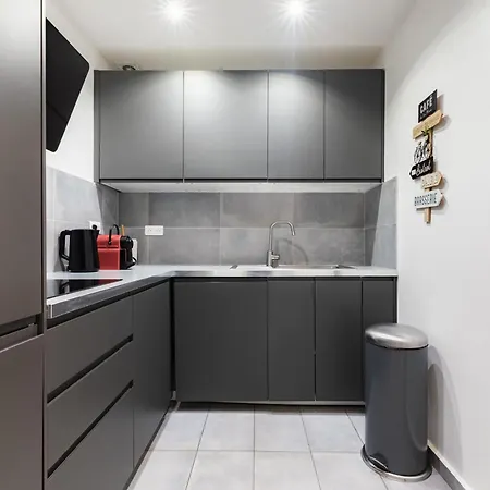 - Marais & Bastille Paryż