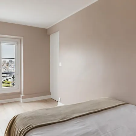 - Marais & Bastille Apartament *