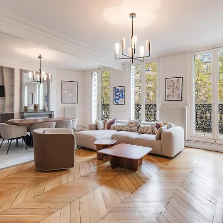 - Marais & Bastille Apartament Paryż