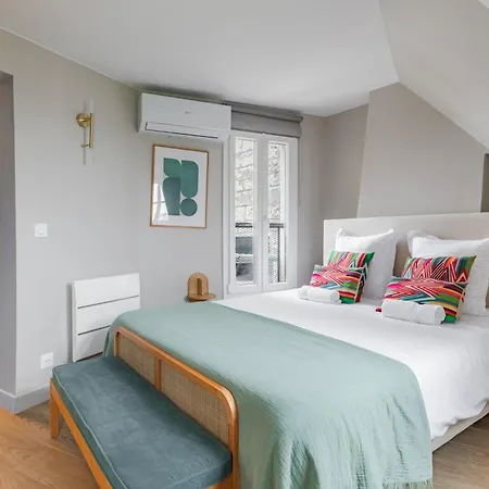 - Marais & Bastille Paryż